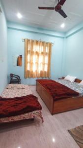 ARJUN PAYING GUEST HOUSE