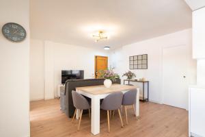 La Cala Beach by ELE Apartments