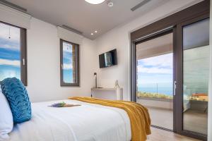 Oinolithos Luxury Villas