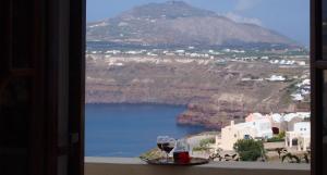 Standard Double Room with Caldera View