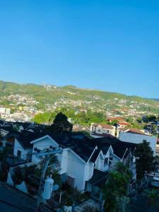 Arabellas Condo - Symfoni Bossa