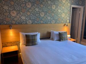 Double or Twin Room with Bathroom room in The Oxnoble