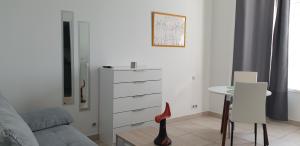 Appt T2 meublé-Juan les Pins-Logt 10