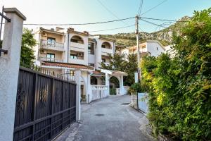 Magnolia rooms and apartments