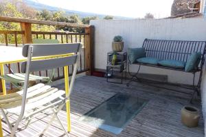 Maisons de vacances Au Bregnat Vue du mont Ventoux : photos des chambres