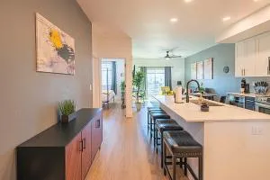 Shopping & Dining Dist-Resort Pool-Views-King Bed S439 - Pinnacle Peak Village