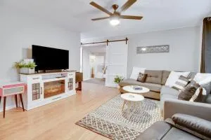 Cozy Lakeview Retreat, Close to Bull Shoals Lake! - Gainesville