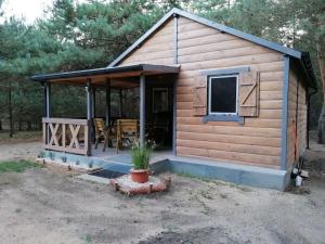 Świetna Chatka nad jeziorem