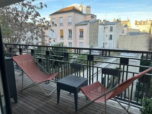 Appartement 2 pièces 57m2 Terrasse sur cour Proche Paris Porte Maillot