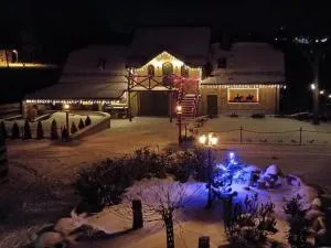 Folwark Kuźniaki-Agroturystyka i Konie - Strawczyn