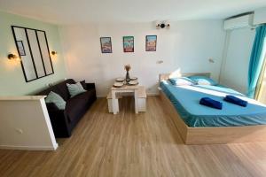 Grands studio en bord de mer