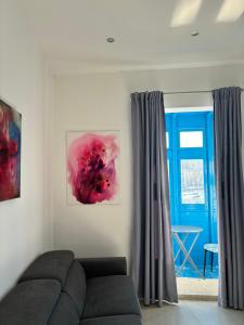 Traditional Maltese Sea View Apartment