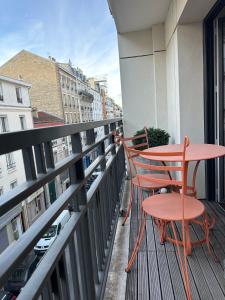 Appartement 2 pièces 57m2 Terrasse sur cour Proche Paris Porte Maillot