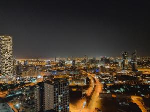 LeModCasa: Smart, modern studio in JVC