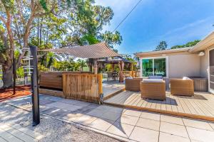 Tranquil Lakeside Haven