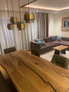 Biancas Luxury Apartment close Ischgl Spa & Pool ganze Ferienwohnung