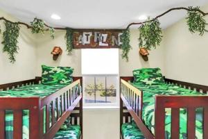 Jurassic Park & Mermaid Home with Private Pool