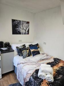 Tiny Studio, 30 min to St. Pancras, North London