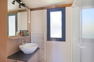 Campings Camping les vergers de Squividan *** : photos des chambres