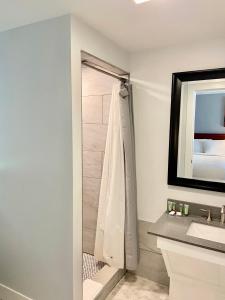 Standard Queen Room room in Elk Rapids Lakeshore Inn