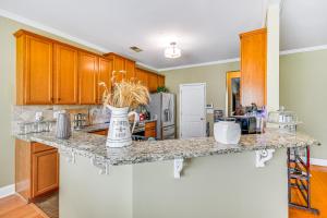 Spacious Phenix City Home about 9 Mi to Columbus!