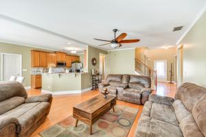 Spacious Phenix City Home about 9 Mi to Columbus!