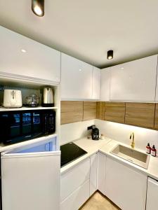 NYE 2026 MONACO # MENTON - 6 PERSONS - 2 BEDROOMS - FULL RENOVATED - FULL CLIM - HYPERCENTER - BEACH AND SUn