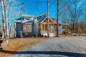 Rocky Top Retreat - Сапфир