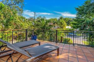 Absolute beachfront, heart of Port Douglas - 24 S