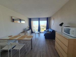 Appartements Studio dans une residence - S04107 : photos des chambres