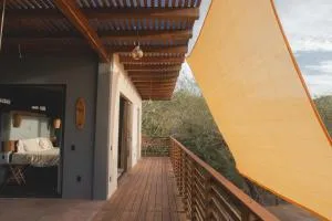 MarTierra - Cozy Treehouse Villa - La Salada