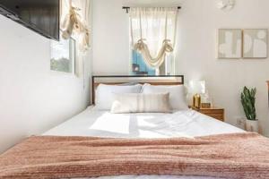 THE SWING STUDIO Manhattan Beach Studio Parking - El Porto D DO NOT REACTIVATE