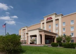 Hampton Inn & Suites Davenport - De Witt