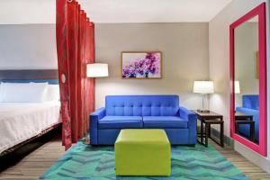 Queen Studio with Two Queen Beds - Non-Smoking room in Home2 Suites By Hilton Springdale
