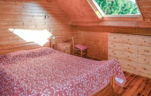 Maisons de vacances Cozy Home In Montignac With Kitchenette : photos des chambres