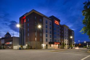 Hampton Inn & Suites Greensboro Downtown, Nc