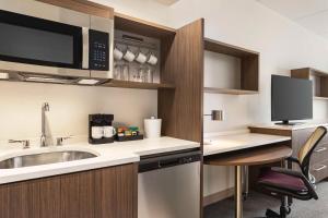 King Studio Suite room in Home2 Suites by Hilton Leesburg