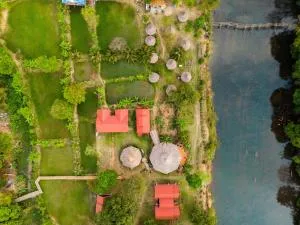 BOLAVEN GARDEN Bungalow and tent - Tad Lo - Ban Méne