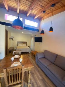 NIDAL CABAÑAS BOUTIQUE