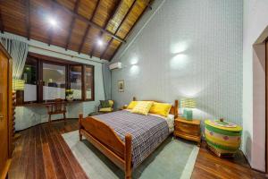 Villa Dua Lapan