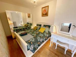 Maisons de vacances Gite Richelieu, 3 pieces, 4 personnes - FR-1-381-565 : photos des chambres