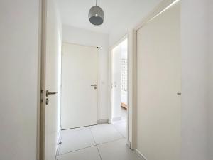 F3 Confortable avec Piscine, Parking et Terrasse, à 150m de la Plage de Palavas - FR-1-715-94