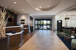 奥斯丁机场万怡酒店 - Pilot Knob