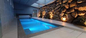 Casa Lou, architect villa with heated pool at Begur, 470m2
