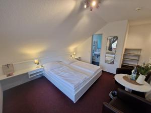 Double Room with Balcony room in Pension Haus Diefenbach