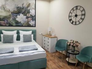 Imperial Room4 - ultracentral - minipiscina cu hidromasaj