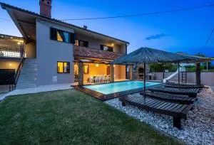 Villa Pupos with hot tub and private pool - Hrboki
