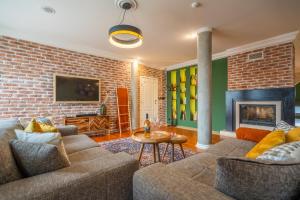 RENOVATED Boutique Apartments Petrus