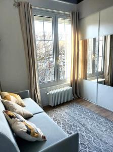 Sejours chez l'habitant Chambre avec mezzanine dans une maison d'artiste : photos des chambres