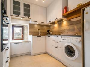 Charmante Maison Rénovée à 500m de la Mer avec Jardin, 2 Chambres, Parking Gratuit - FR-1-306-911